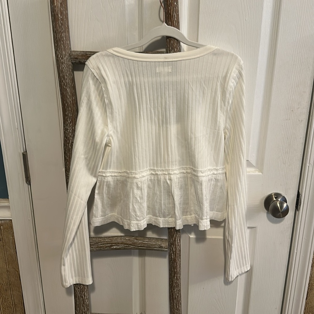 NWT Pilcro mixed texture babydoll top, size Medium - Picture 5 of 8